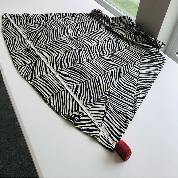 Robert Luis maxi skirt animal print tan, white and black, plastic ring belt sz.S - Picture 6 of 7